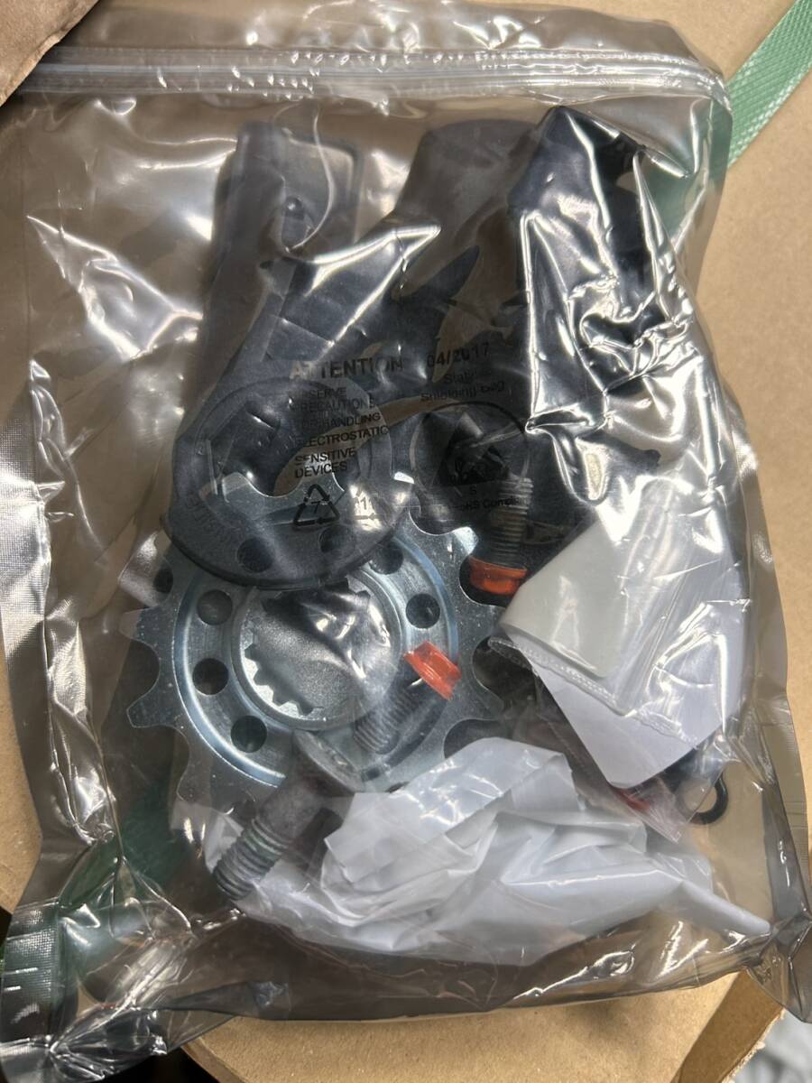未使用　KTM　350　EXC-F　Sixdays　18’　PN: 8203R2 新車時のセット　インジケーターKit,ミラー他