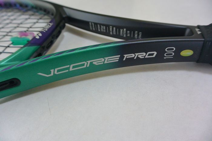 ★ヨネックス　YONEX v core pro 100 ブイコアプロ100　グリップ2 G2 