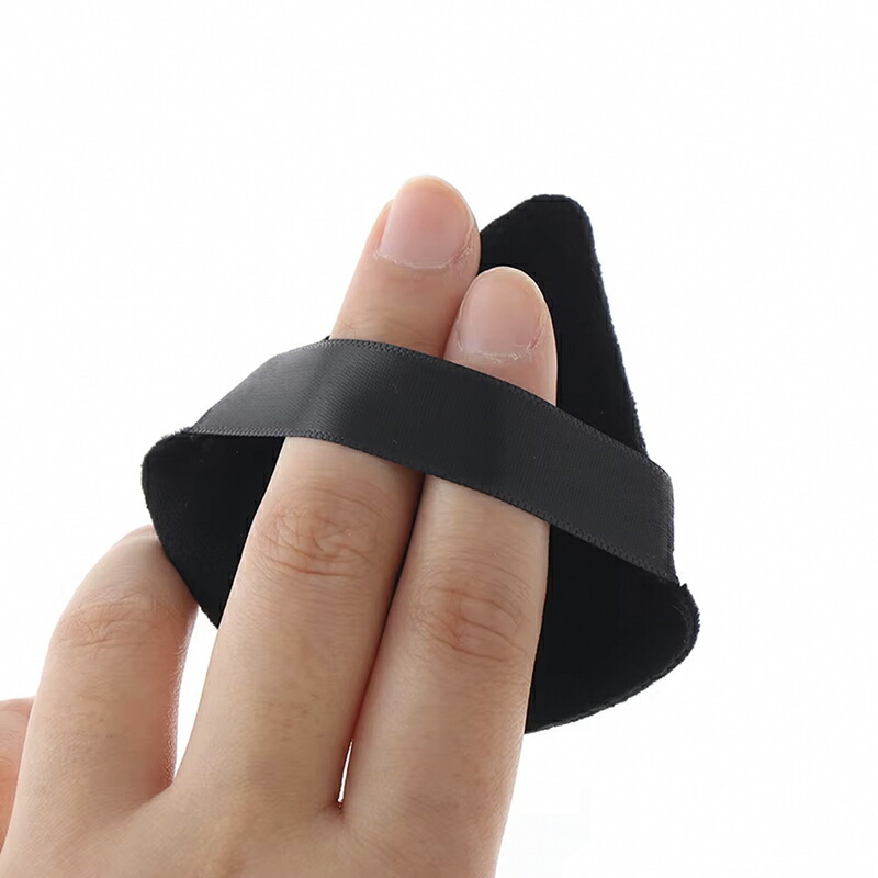【3個(gè)】 パウダーパフ スポンジパフ 扇形 多機(jī)能 柔らかい メイクパフ メイク用スポンジ 化粧パフ 干濕兼用 美容 メイクツール (ブラック)