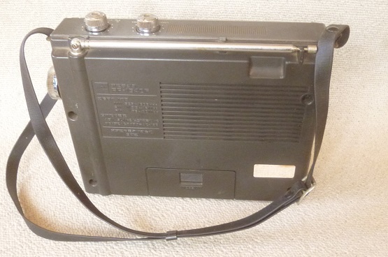 No.233 ■3バンド ラジオ ■TOSHIBA 東芝 RP-1540F 中古_画像5