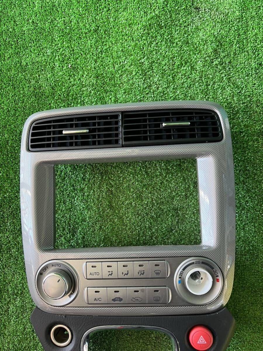 T8612ホンダストリーム RN3 RN4 RN5 オーディオパネル カーボン調 エアコンスイッチ センターパネル 吹出口_画像5