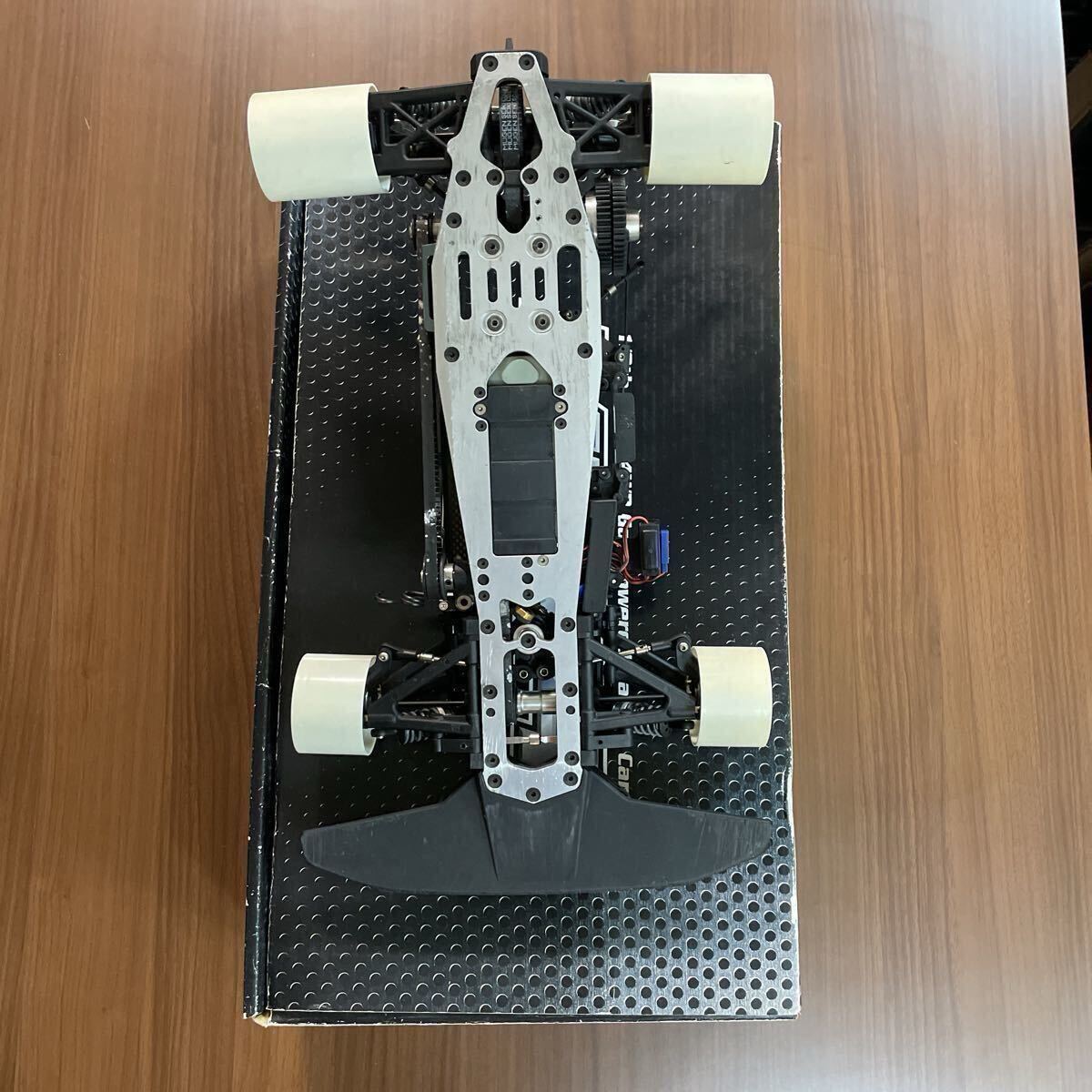 無限精機 MRX ４　1/8 エンジン ラジコンレーシングカー スペアボディ付き_画像5