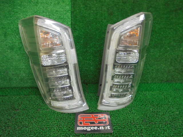 8FQ3003 ABM3)) ホンダ ステップワゴンスパーダ RK5/RK6 後期型 Z クールスピリット 純正 テールライト左右セット　スタンレーW0587