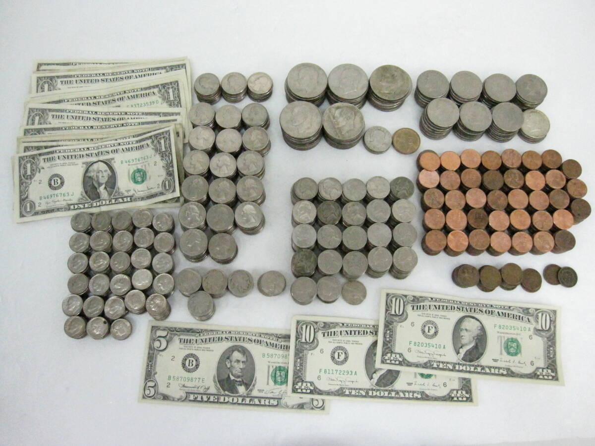 ☆アメリカ 紙幣,硬貨まとめて 225ドル以上 紙幣:10ドル×2,5ドル ☆アメリカ 紙幣,硬貨まとめて 225ドル以上 紙幣:10ドル×2,5ドル