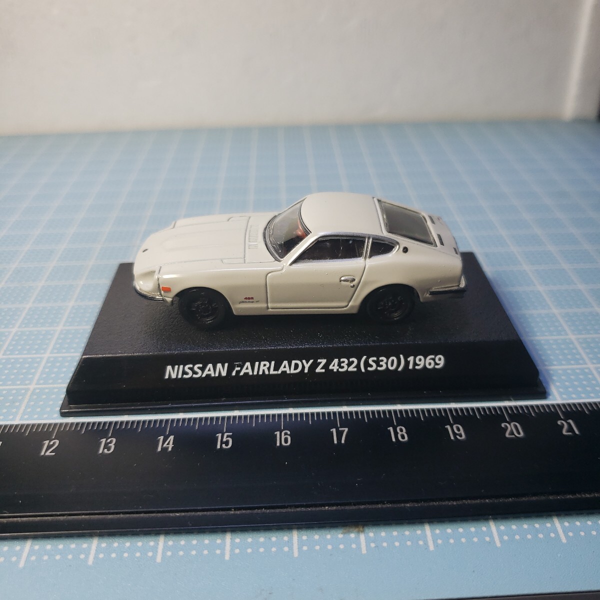 コナミ １/64 絶版名車コレクション NISSAN フェアレディZ 432 (S30) 1969