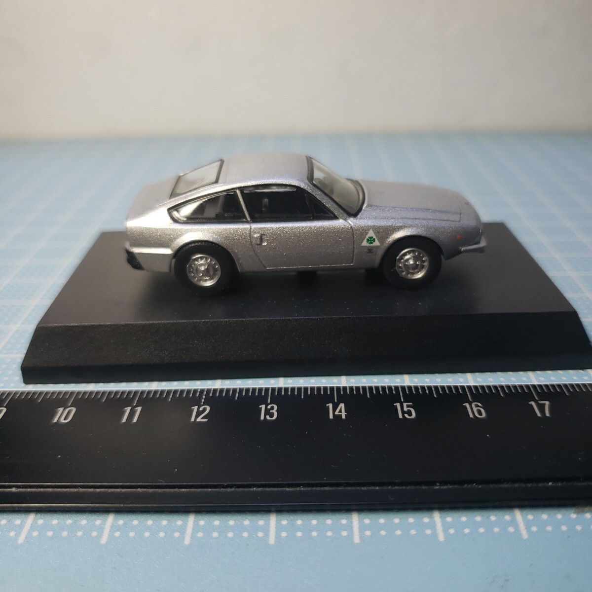 京商 １/64 ミニカーコレクション アルファロメオ 1600 Junior Z