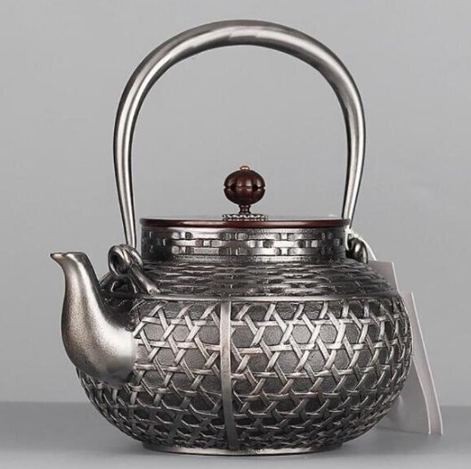 旧家蔵出 ヤカン 鉄瓶 砂鉄製アルミ製 只今30% OFF 旧家蔵出ヤカン鉄瓶砂鉄製アルミ製只今30% OFF