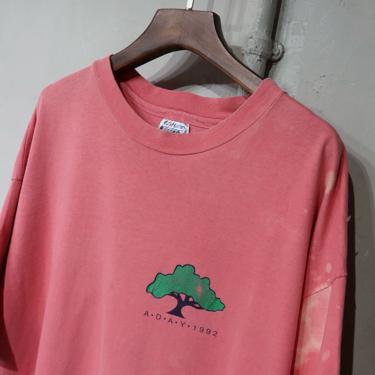 【即決】80s Hanes BEEFY-T ヘインズ ビーフィー Tシャツ ADAY1992 ピンク バックプリント シングルステッチ USA アメリカ製 古着 XL_画像4