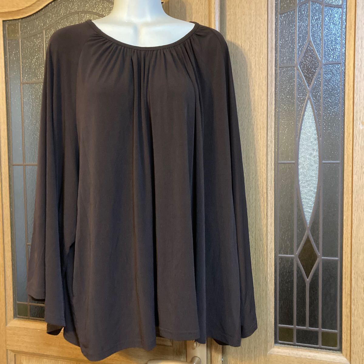 大きいサイズ 5L 6L 身幅73 袖ワイド ゆったりカットソー ストレッチ♪ 美品♪._画像5
