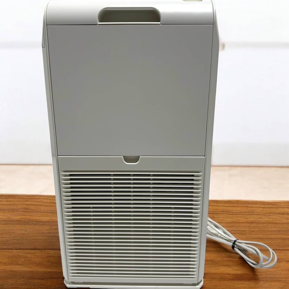 送料無料 美品 DAIKIN ダイキン MC55W W ホワイト ストリーマ 送料無料 美品 DAIKIN ダイキン MC55W W ホワイト ストリーマ