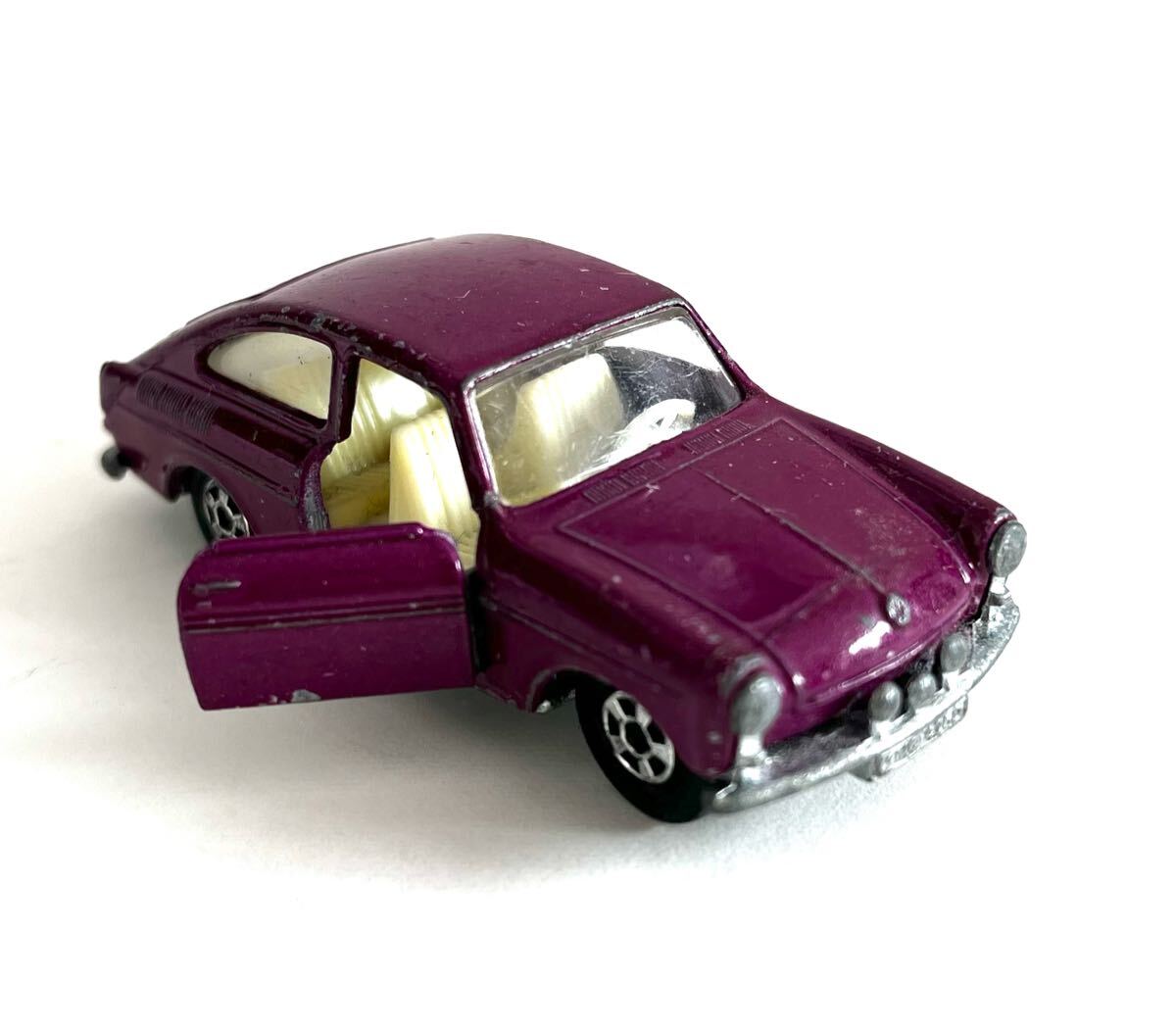 VW 1600TL) Classic Matchbox