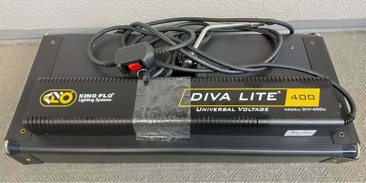 KINO FLO DIVA LITE DIV-400[ハードケースkit]蛍光燈ライト 100V 照明 撮影用ライト(直接手渡し可)