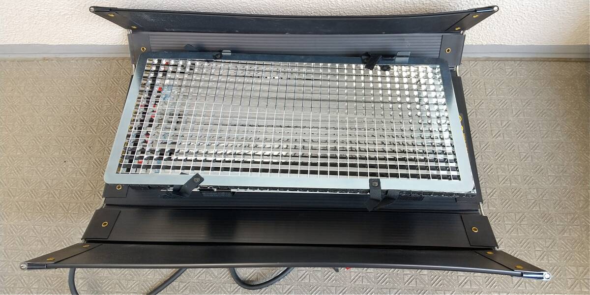 KINO FLO DIVA LITE DIV-400[ハードケースkit]蛍光燈ライト 100V 照明 撮影用ライト(直接手渡し可)