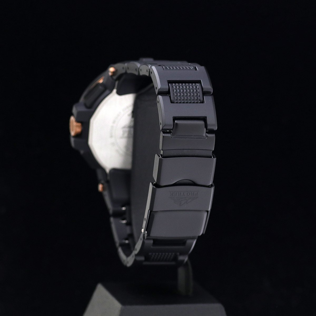 1円～ 未使用 CASIO カシオ PRO TRK プロトレック カーボンベゼル PRW-7000X-1JR チタン 電波ソーラー 箱保取 定価12.1萬