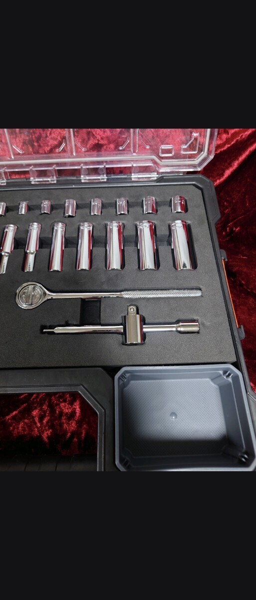 ソケットレンチセット 1/4 in (6.35mm)3/8in (9.5mm)31ピース+ボルトケース 未使用 送料無料(込) 即決 2900円です。_画像4