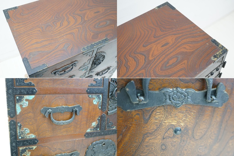 前ダ:【時(shí)代簞笥】天然木 唐獅子牡丹金具 和簞笥 幅約55.1㎝ 高さ約76㎝ 抽斗5杯 裝飾金具 民蕓簞笥 民蕓家具 和タンス 和家具 