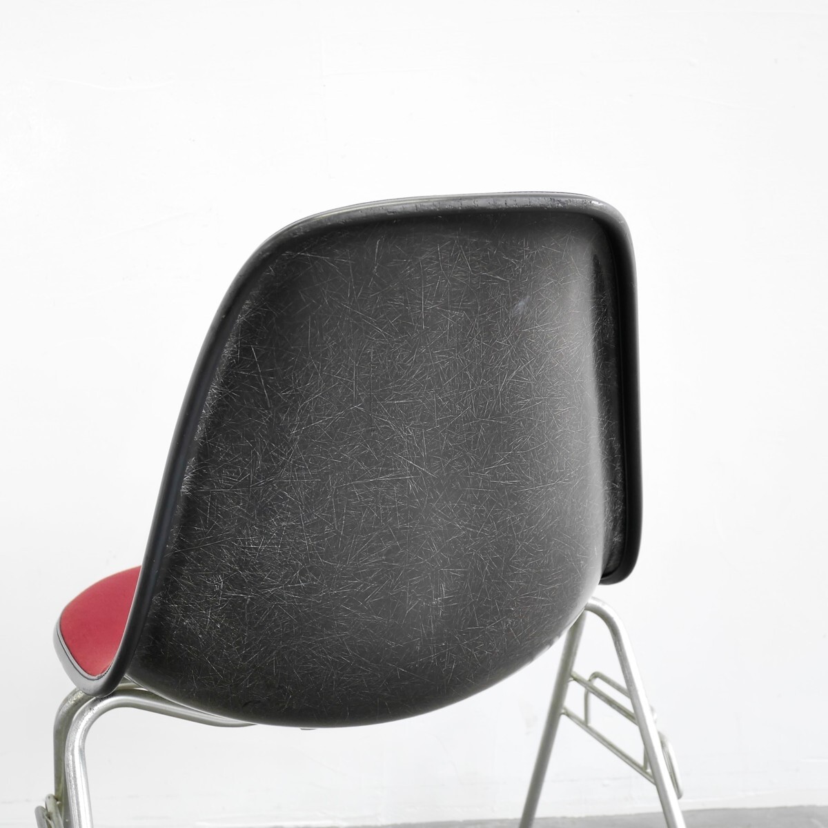 ＃3976　アメリカ　80's　ヴィンテージ　Herman Miller　ハーマンミラー　イームズシェルサイドチェア　布張り　スタッキング　椅子