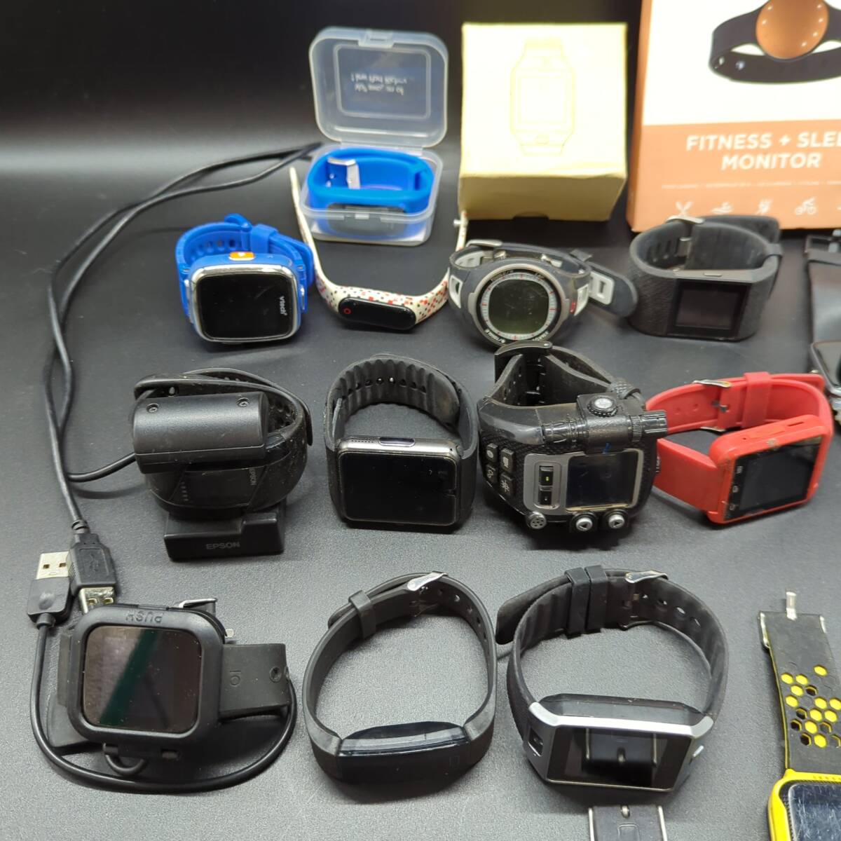 【S10378】スマートウォッチ　デジタル腕時計　デジタルウォッチ 大量まとめ