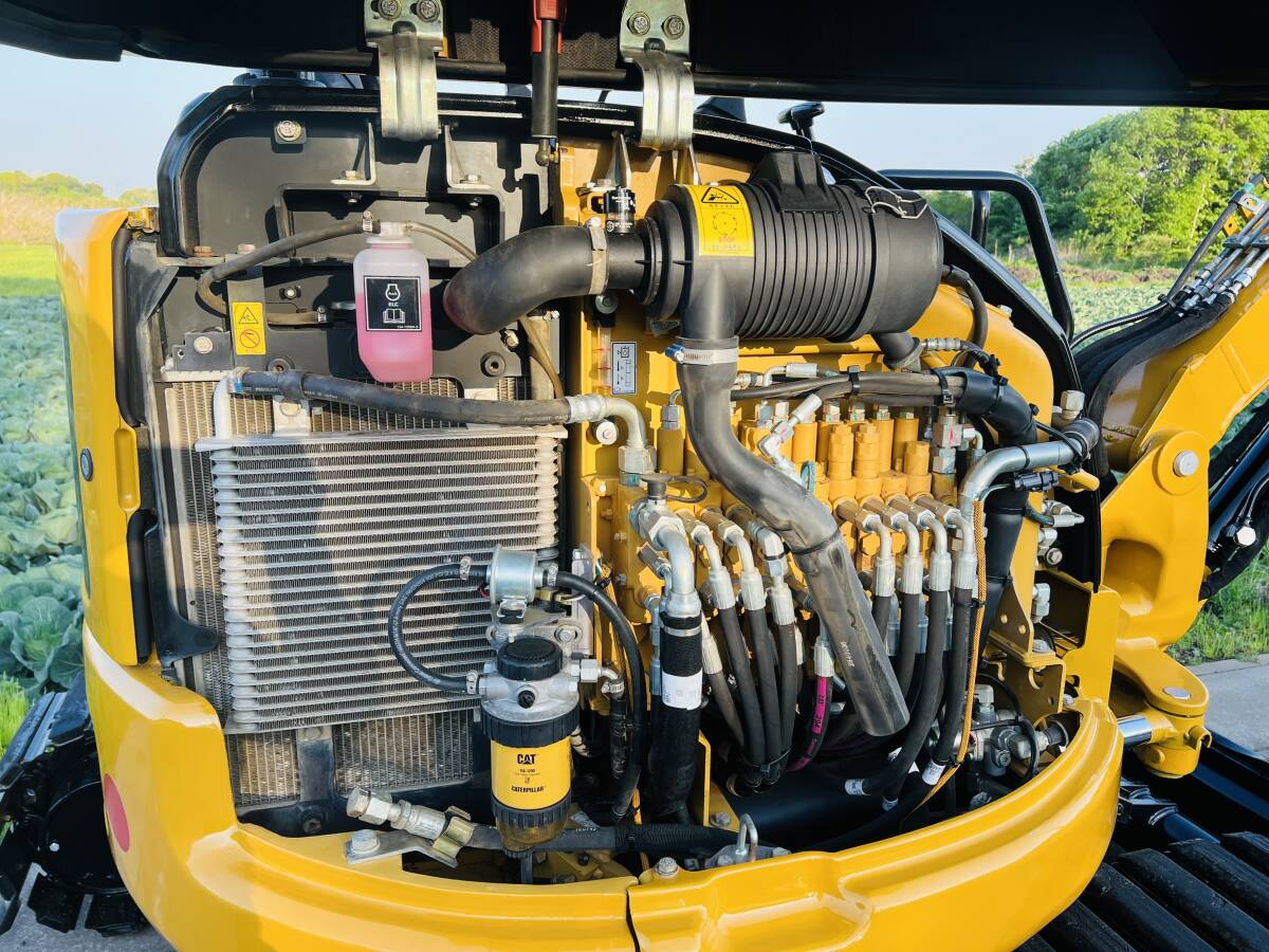 CAT キャタピラー ユンボ ミニ油圧ショベル 303CR 3トンクラス 925時(shí)間 キャノピー付き ディーゼルエンジン