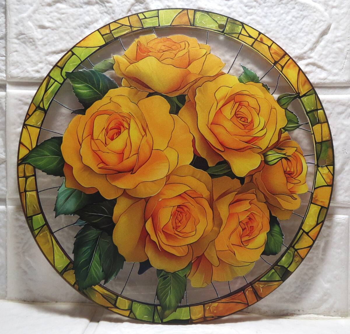 新品?サンキャッチャー?黃色い薔薇の花束?玄関扉のアクセント?風水の西に黃色の裝飾で金運アップ?100均の皿臺を使って置物にしても