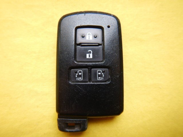 ◆トヨタ純正　スマートキー◆001-A00733/14FAC-01◆送料無料　4ボタン　両側(cè)パワースライド　ノア/ヴォクシー/シエンタ　【25050211】