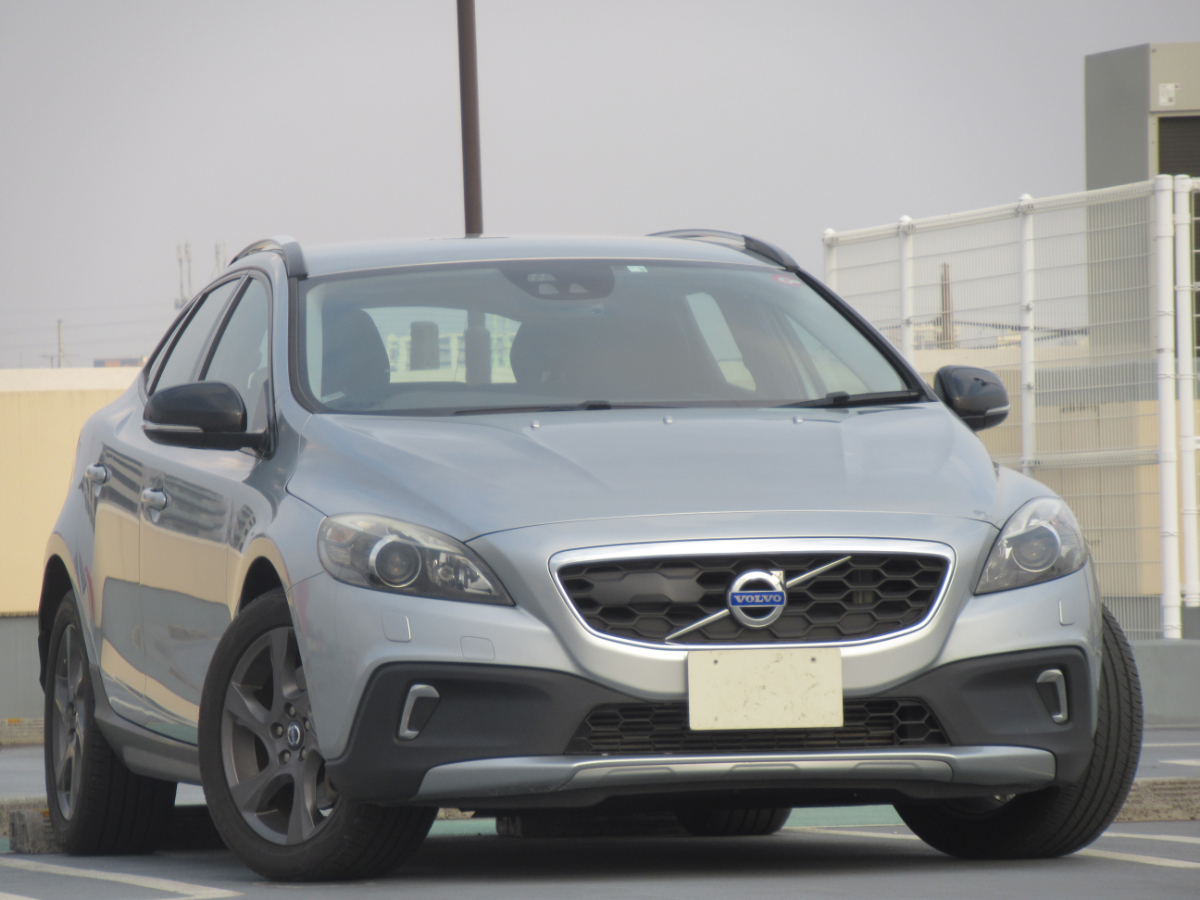 『陸送30%OFF?』本検R9/5満タン★安全裝備多數(shù)★4WDタ-ボ★極上クロスカントリ- T5 AWD【ナビ/地TV/ACC/本革シ-ト/ETC】HID/純17AW/修復(fù)無(wú)