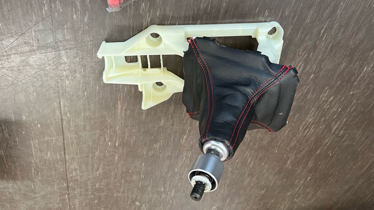 RRPレーシング　レーシングクイックシフト　タイプ１　シフトレバー臺座付き　スイフトZC33S用　中古