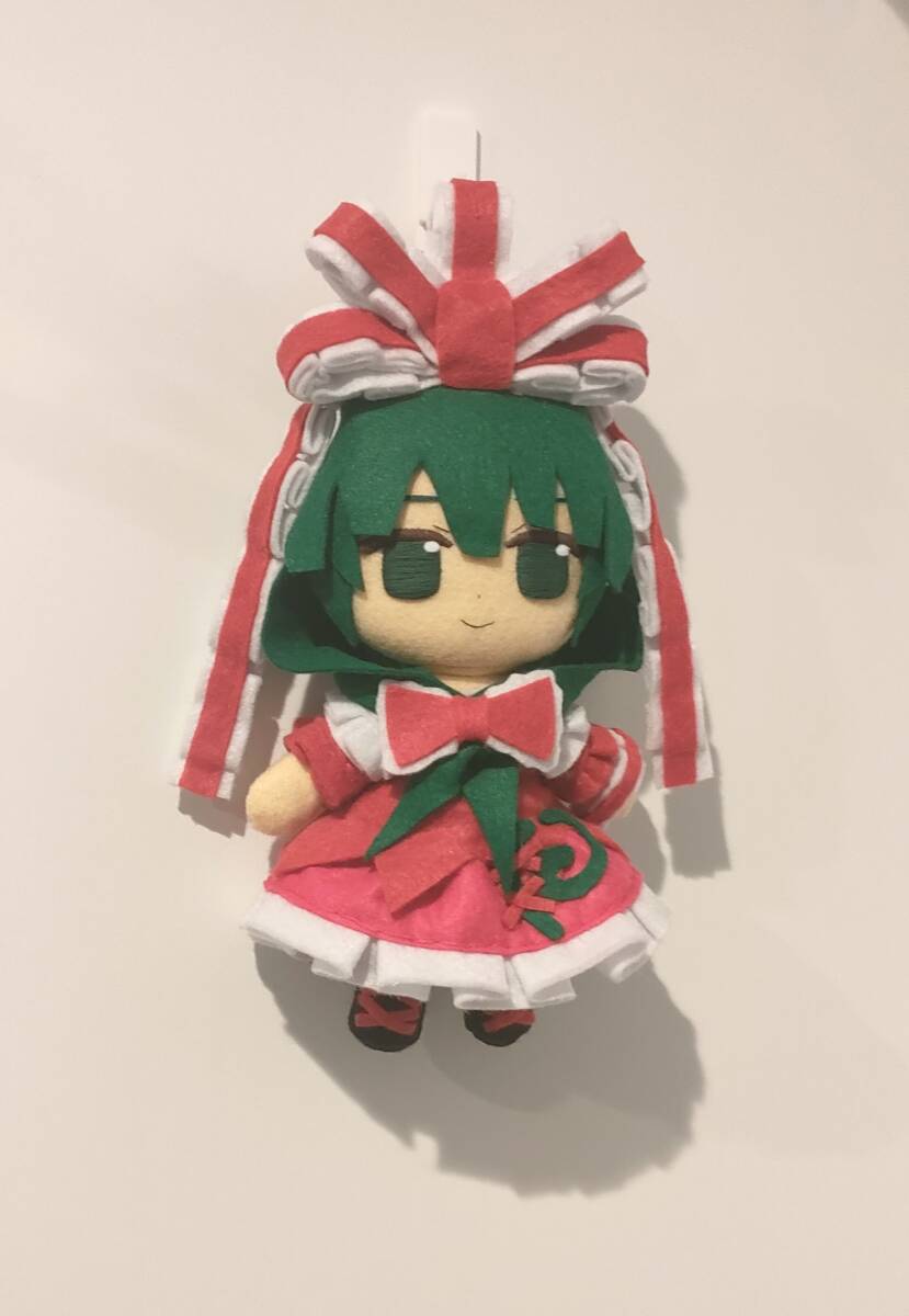ボールチェーン付きです