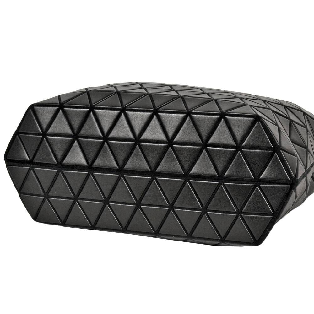バオバオ イッセイミヤケ BAOBAO ISSEY MIYAKE トートバッグ 2WAY レザー BB33AG311 ブラック レディース