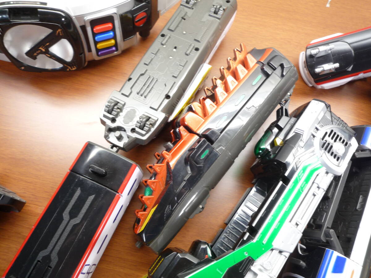 GKW1420　仮面ライダー電王　デンライナーなど　ジャンクパーツまとめ売り