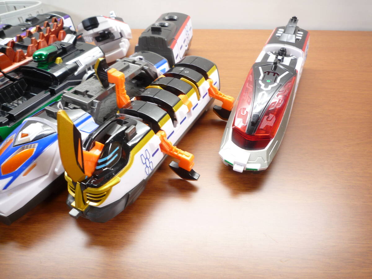 GKW1420　仮面ライダー電王　デンライナーなど　ジャンクパーツまとめ売り