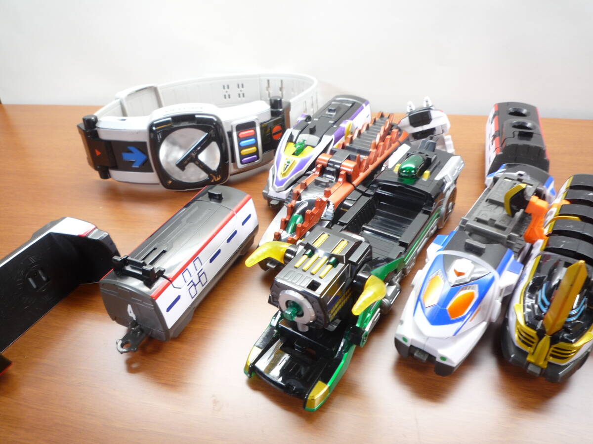 GKW1420　仮面ライダー電王　デンライナーなど　ジャンクパーツまとめ売り