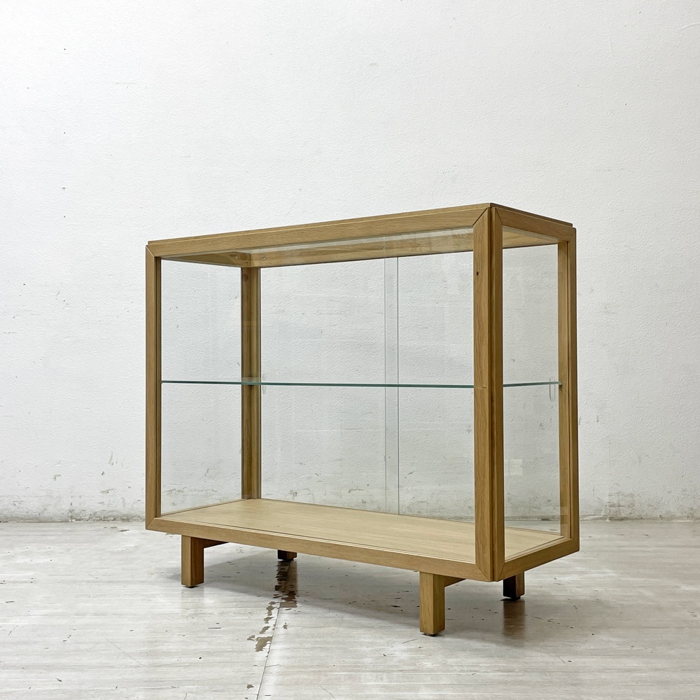 ● イケア IKEA ストックホルム2025 STOCKHOLM 2025 ガラスショーケース キャビネット 飾り棚 オーク材 北歐デザイン