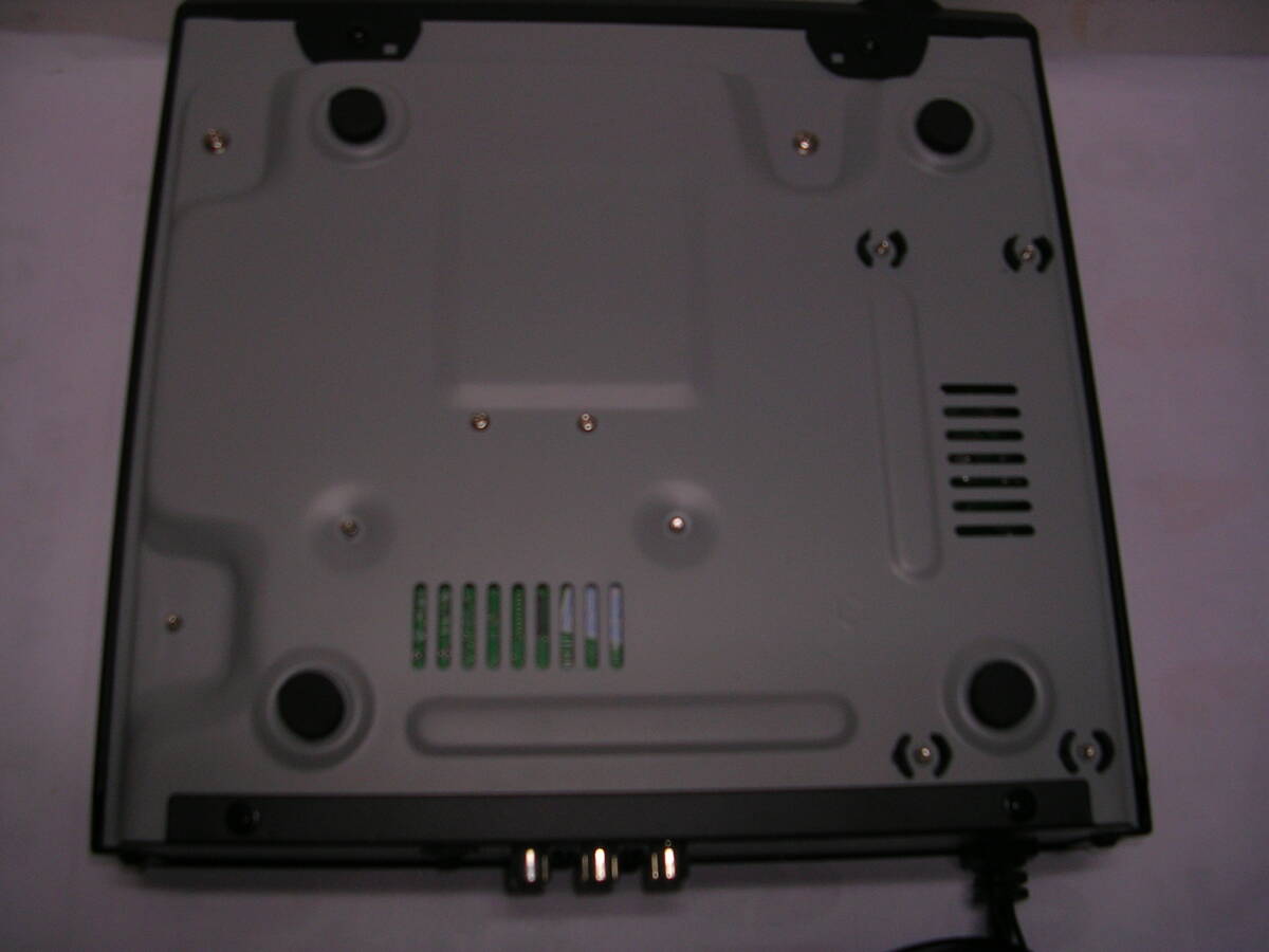 ◎◎DVDプレイヤー【eaz COMPACT DVD PLAYER・DVP-EZ01 】良い状態の中古品!_画像3