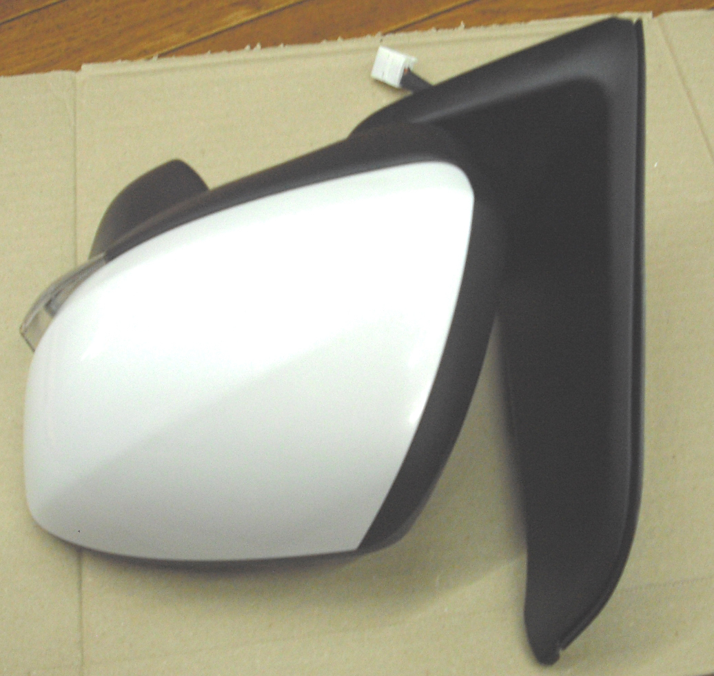 中古 ダイハツ 純正 ドアミラー 左 タント 049884 LA600 650 660 TANTO P12 P11 10本線 カメラ無 ホワイト パール ウェイク 管理2837
