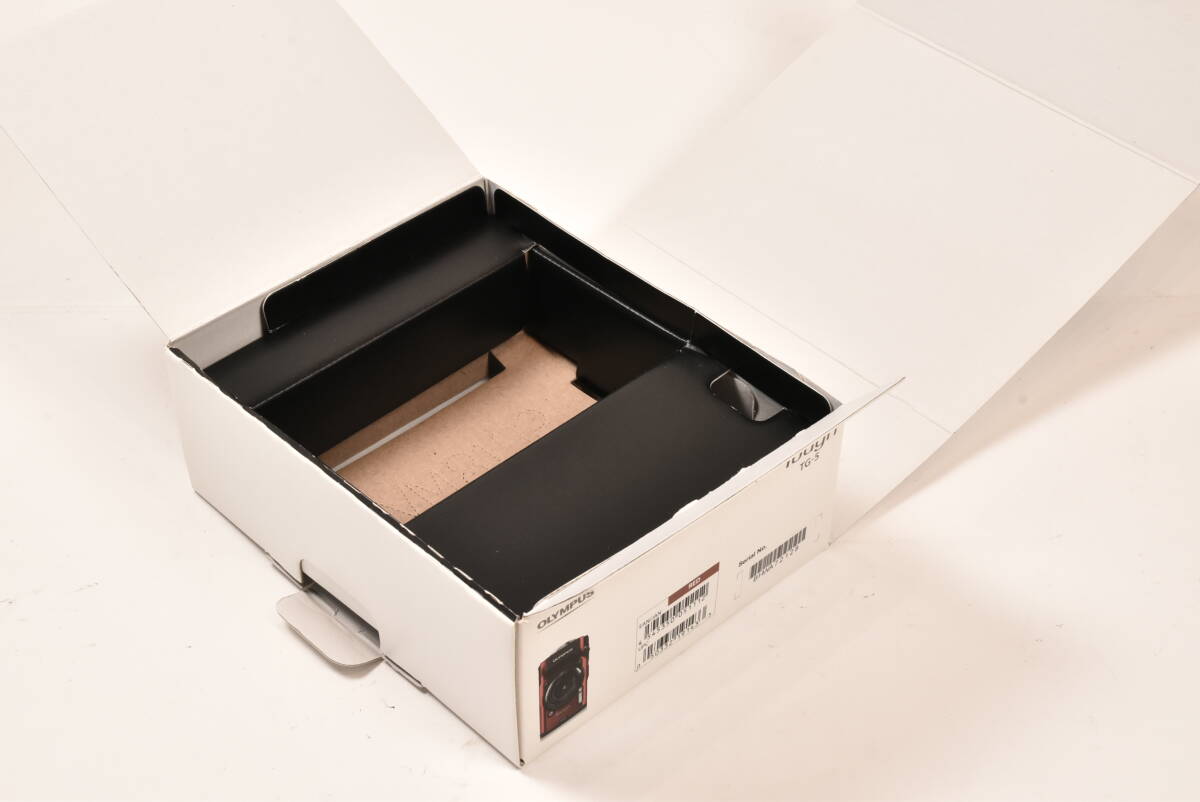 OLYMPUS オリンパス Tough タフ TG-5 レッド 空箱 EF-TN-YO2746_画像3