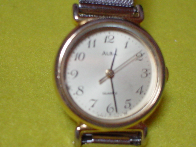 アンティーク　SEIKO　ALBA　女性用腕時計　シルバー　JAPAN