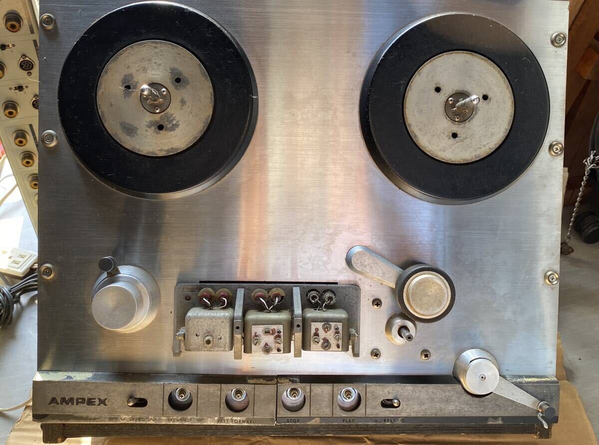 AMPEX TAPE RECORDER (型番不明）