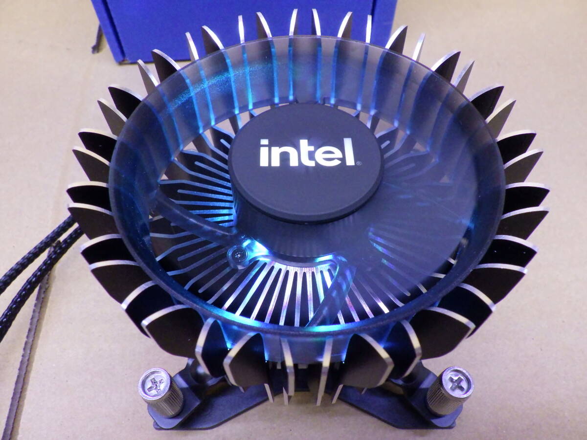 A1070# не использовался наличие товар вся страна рассылка 600 иен рабочий товар Intel Core i9 LGA1700 CPU кондиционер вентилятор CPU нет 