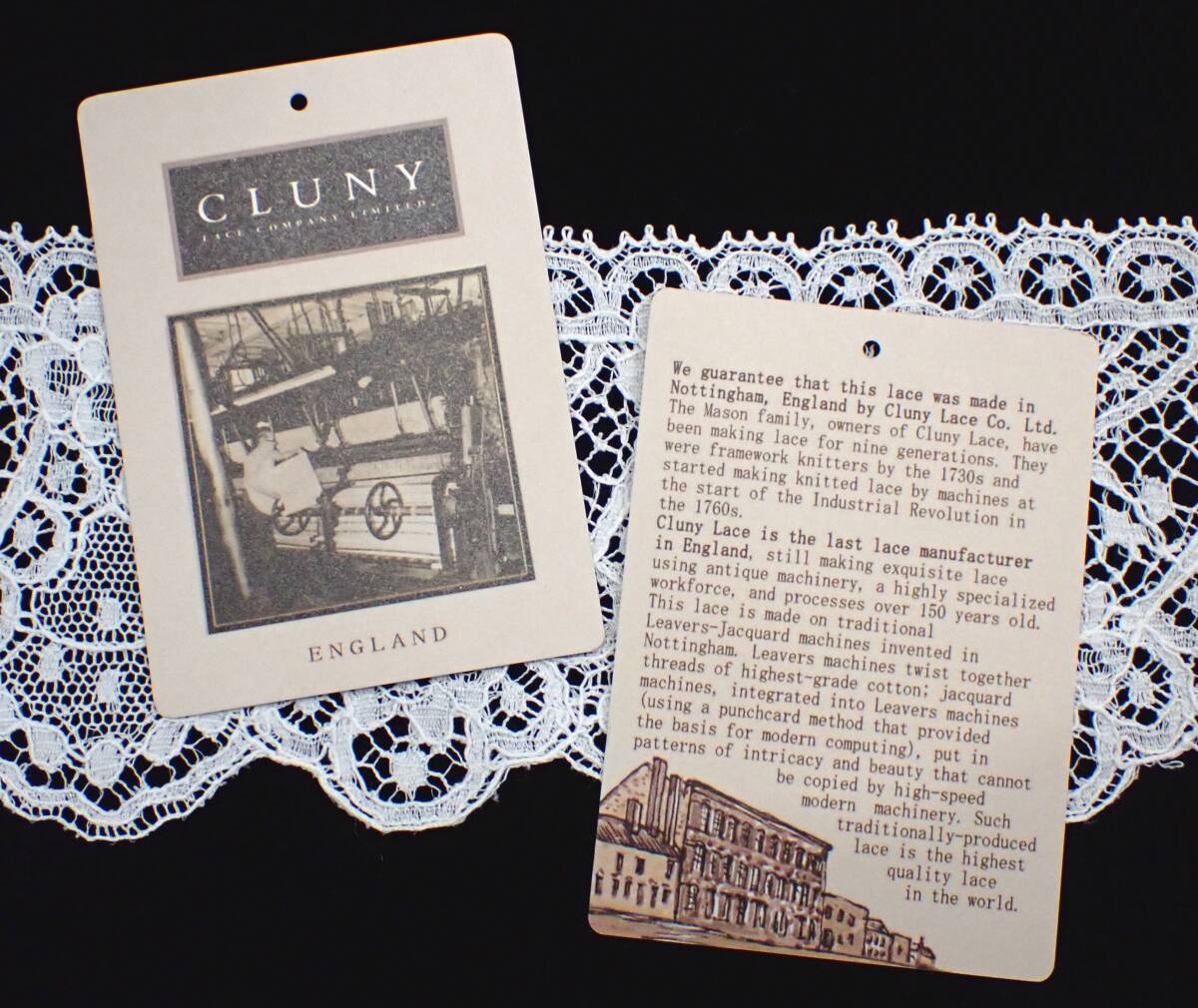 CLUNYのタグを1枚お付けします。