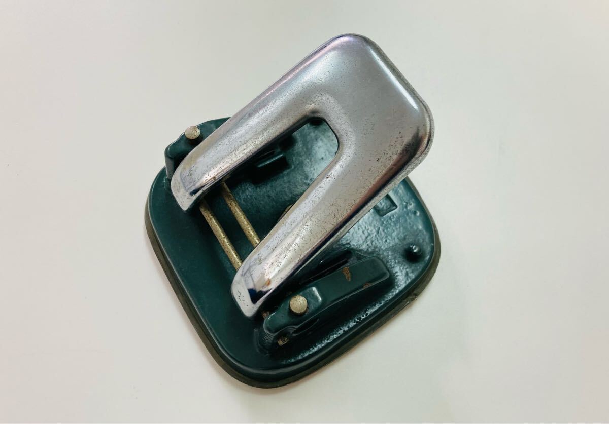 昭和レトロ　穴あけパンチ　２つ穴開け　レトロ文具　雑貨_画像1