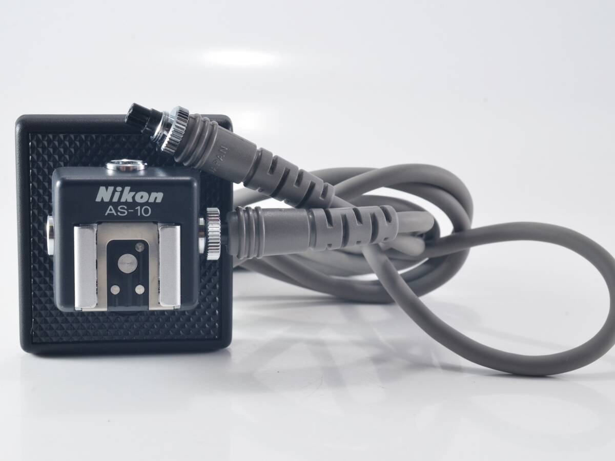 [美品] Nikon (ニコン) AS-10 TTL増灯アダプター コード付 (54837)_画像1