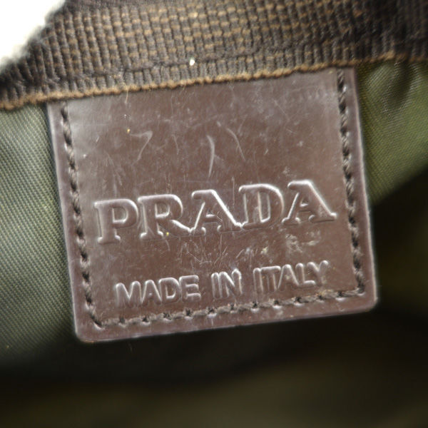 # Prada сумка бардачок нейлон темно-зеленый (0990014764)
