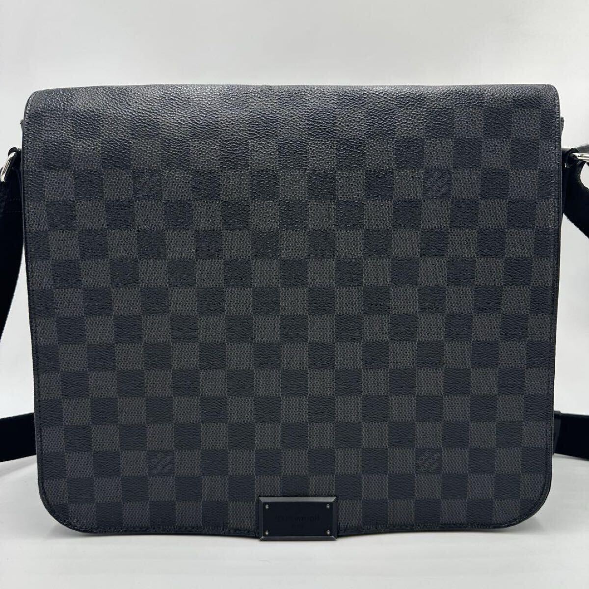 美品 ルイヴィトン LOUIS VUITTON メンズ バスティーユ ダミエ グラフィット メッセンジャー ショルダーバッグ 斜め掛け PVC 黒 ブラック