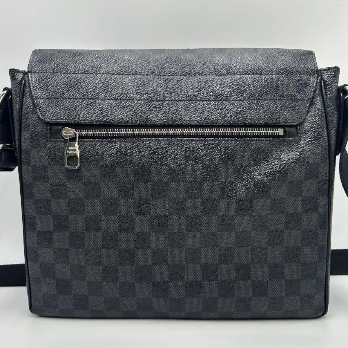 美品 ルイヴィトン LOUIS VUITTON メンズ バスティーユ ダミエ グラフィット メッセンジャー ショルダーバッグ 斜め掛け PVC 黒 ブラック