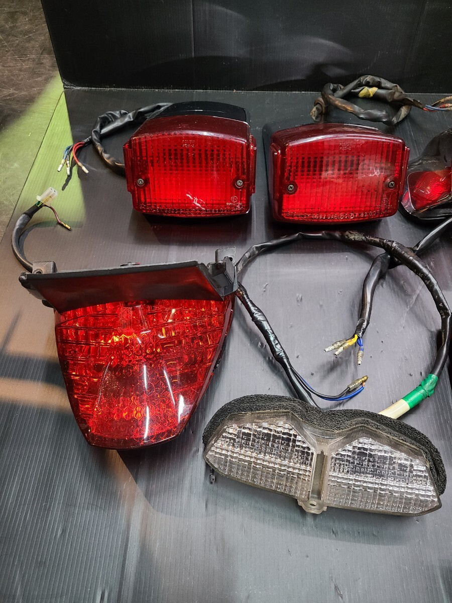テールランプ ライト セット 割れ、ヒビあり VF400F バンディット CB250R バルカン ビラーゴ セロー Vマックス HM-43-RC JADE _画像2