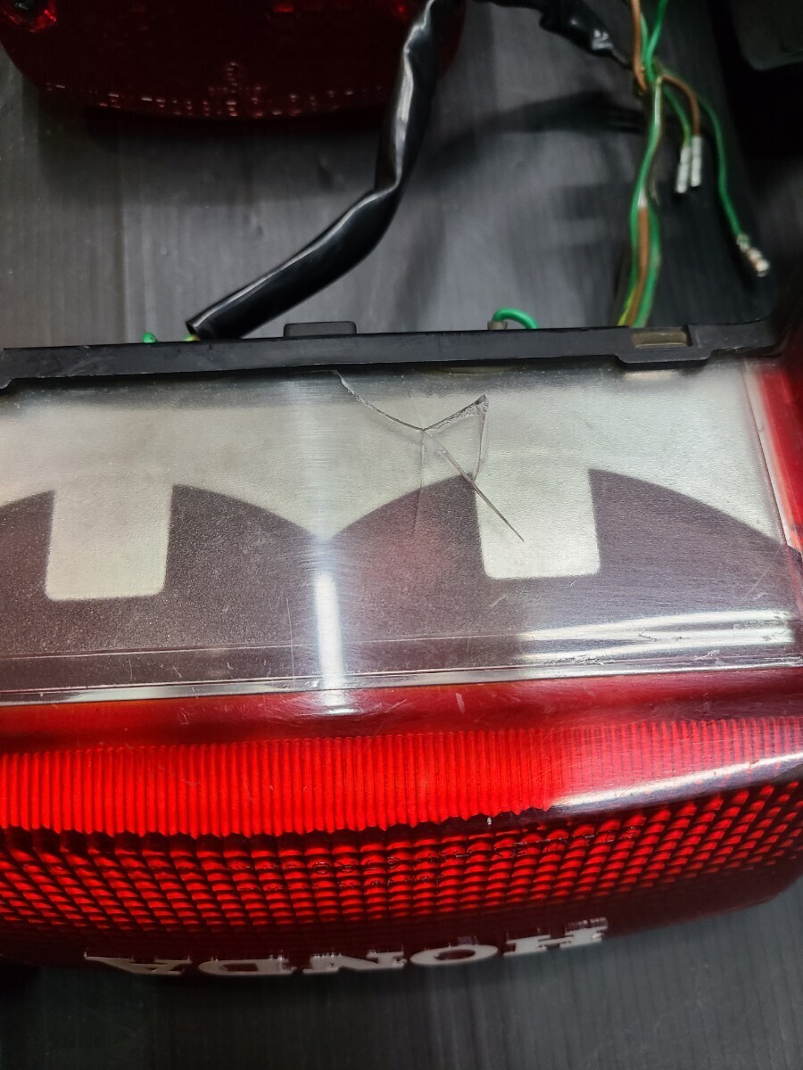 テールランプ ライト セット 割れ、ヒビあり VF400F バンディット CB250R バルカン ビラーゴ セロー Vマックス HM-43-RC JADE _画像6