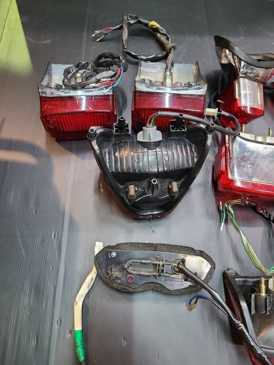 テールランプ ライト セット 割れ、ヒビあり VF400F バンディット CB250R バルカン ビラーゴ セロー Vマックス HM-43-RC JADE _画像10