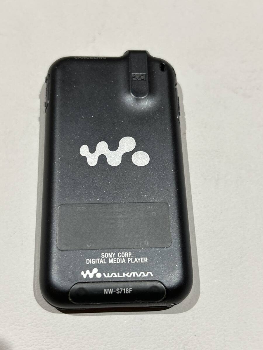 SONY ウォークマン　NW-S718F NW-E053 NW-A806 充電機　AC-NWUM50 SONYイヤホン　 色々まとめて中古