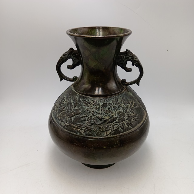 〓63）高岡銅器 吉秀 双耳 浮彫花鳥文花器 花瓶 華道具 飾り壷